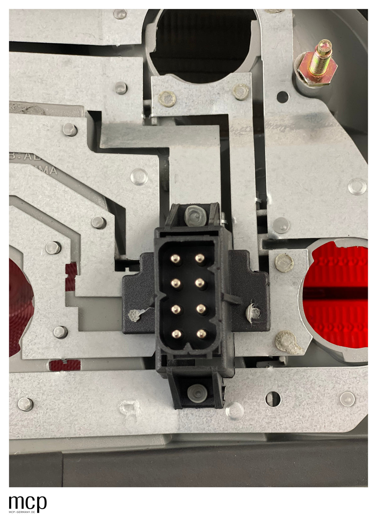 MCP 033011 – Detail des elektrischen Anschlusses