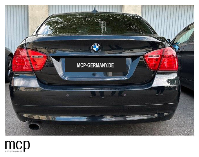 MCP 033231 – Direkte Heckansicht am schwarzen BMW E90