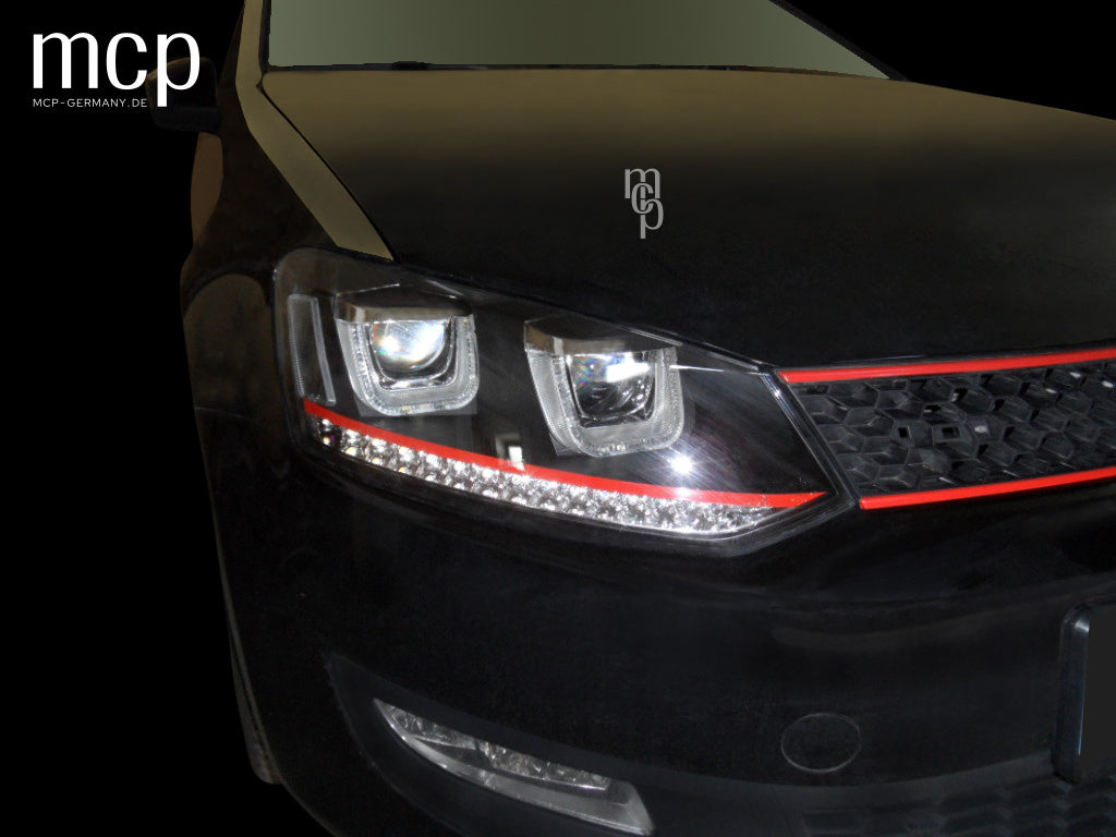 MCP 441204 – Bisheriges Einbaumotiv am VW Polo mit roter Leiste und U-förmigem Positionslicht