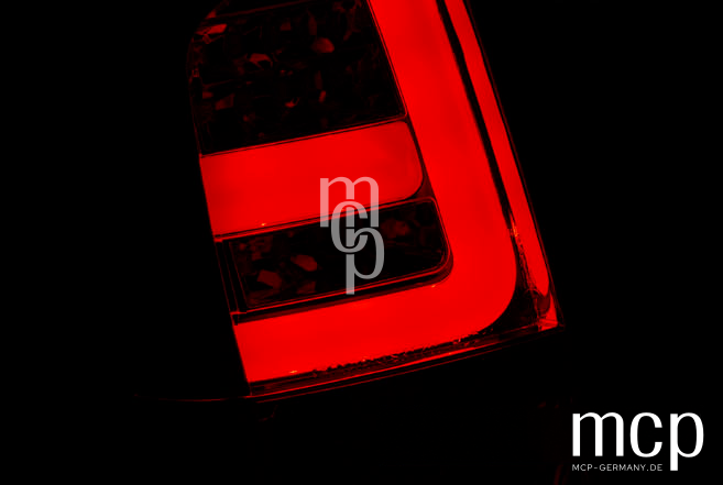 Dacia Duster LED-Rückleuchten LDDA03 – beleuchtete Detailansicht