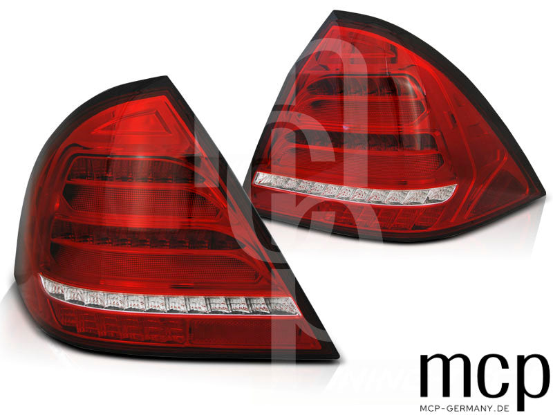 Voll LED Lightbar Rückleuchten Set für Mercedes C-Klasse W203 Limousine (05/2000 bis 03/2004) in Rot/Klar mit Dynamischem Blinker