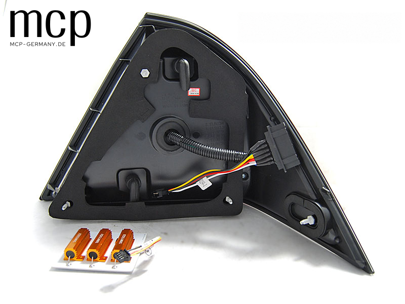 LED-Rückleuchten Mercedes W203 – Rückseite, Stecker und Zubehör