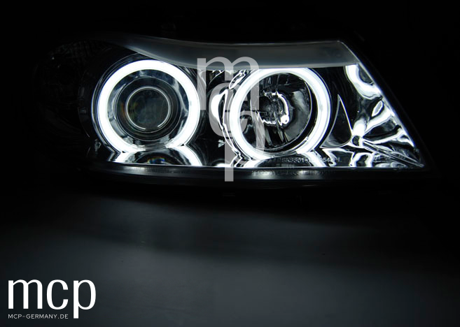 CCFL Angel Eyes Scheinwerfer Set für BMW 3er E90 Limousine / E91 Touring (03/2005 bis 08/2008) in Chrom – CCFL-Leuchtbild