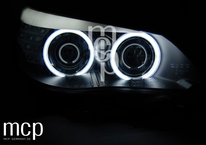 CCFL Angel Eyes Scheinwerfer Set für BMW 5er E60/E61 (2003 bis 2007) in Schwarz – CCFL-Leuchtbild