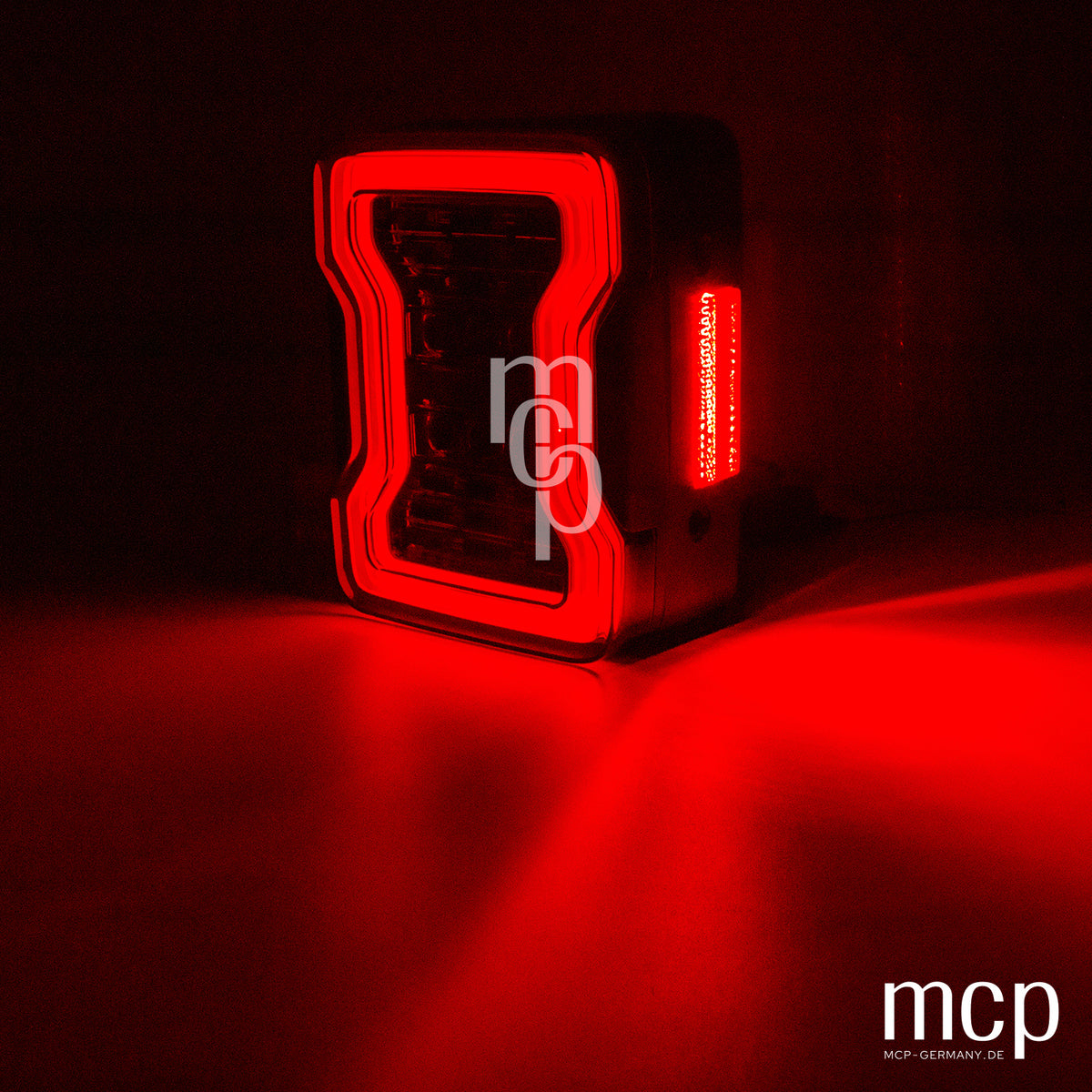 MCP 153002 – LED Rückleuchten Set für Jeep Wrangler JK (2007 bis 2018) in Smoke, Ansicht 4