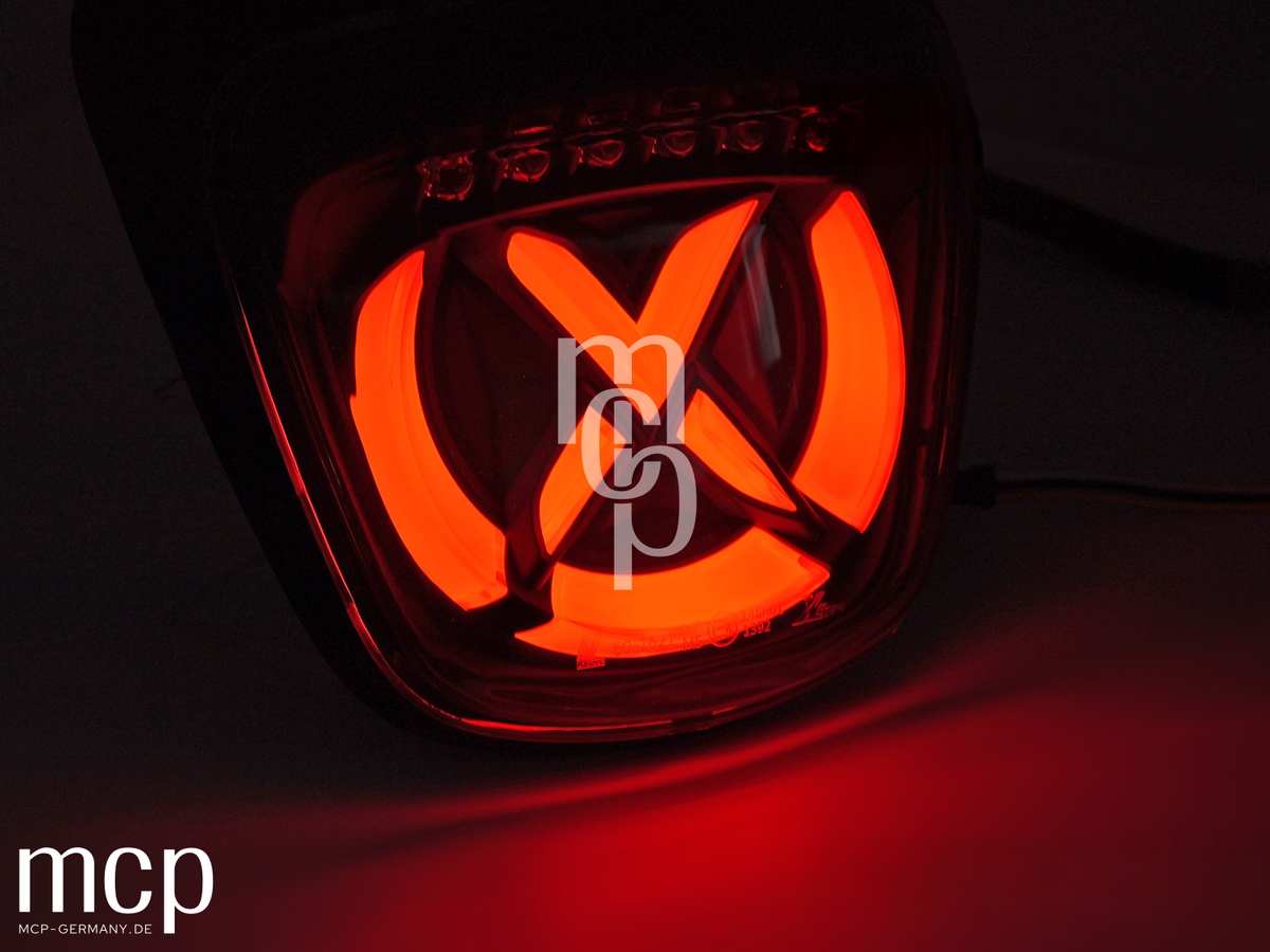 LED Rückleuchte für Vespa Sprint 125 und Sprint 150 in Smoke/Rot – Leuchtansicht