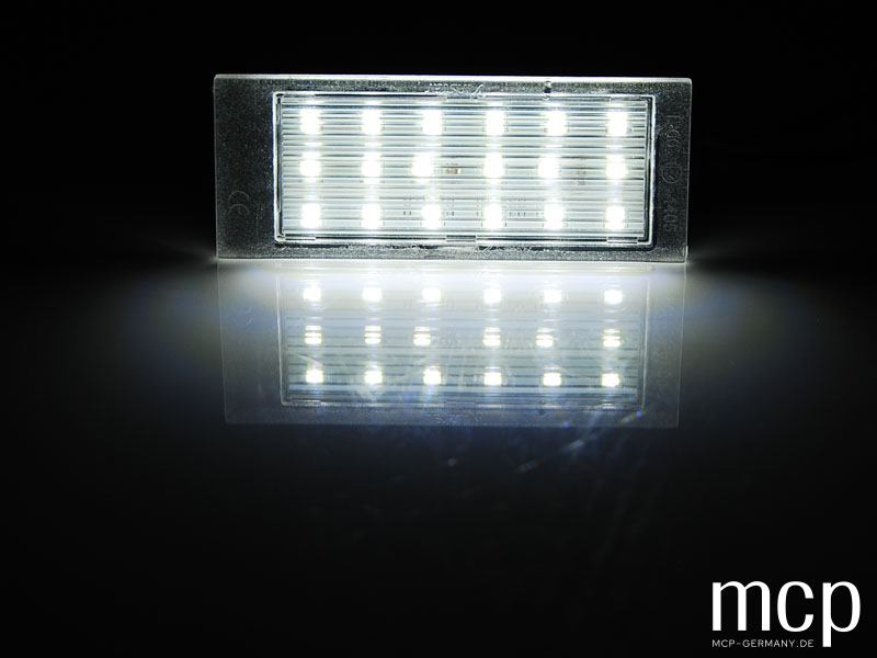 LED Kennzeichenbeleuchtung Set für Renault Twingo 2 / Clio 3 und 4 / Megane 2 und 3 / Laguna 2 und 3 – Leuchtansicht