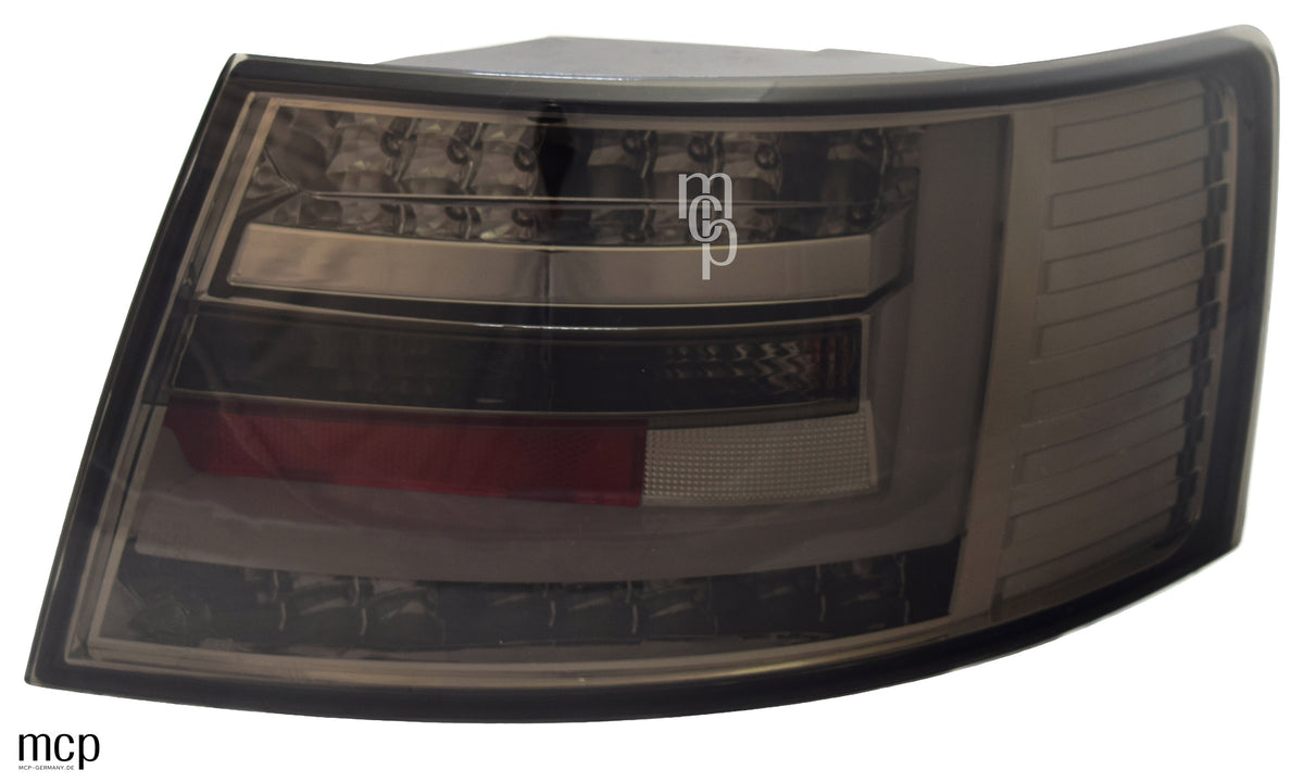 MCP 023158 – Lightbar-Rückleuchten Audi A6 4F Limousine, 6-Pin, Smoke – Frontansicht