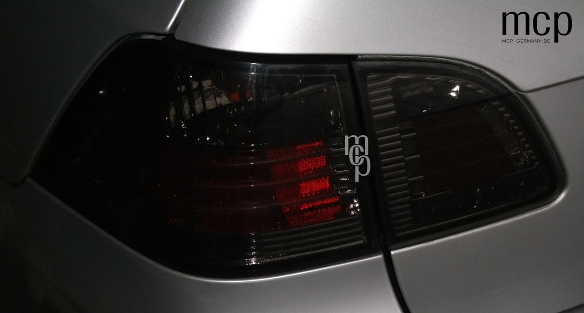MCP 033169 – BMW 5er E61 Touring LED Rückleuchten Smoke – Einbau Detail