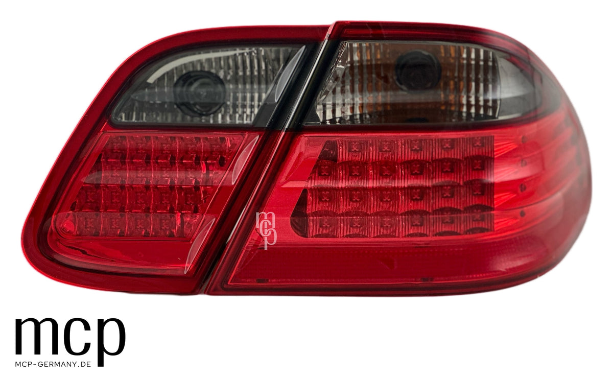 MCP 253082 – Mercedes-Benz CLK W208 LED Rückleuchten Rot/Smoke – Frontansicht Aussen und Innenteil
