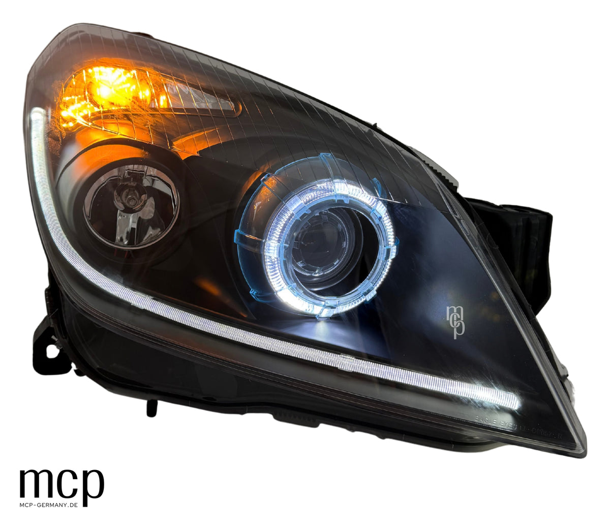 MCP 291108 – Scheinwerfer Opel Astra H LED Lichtringe Schwarz – Bisherige Frontansicht, LED Lichtring und Blinker eingeschaltet