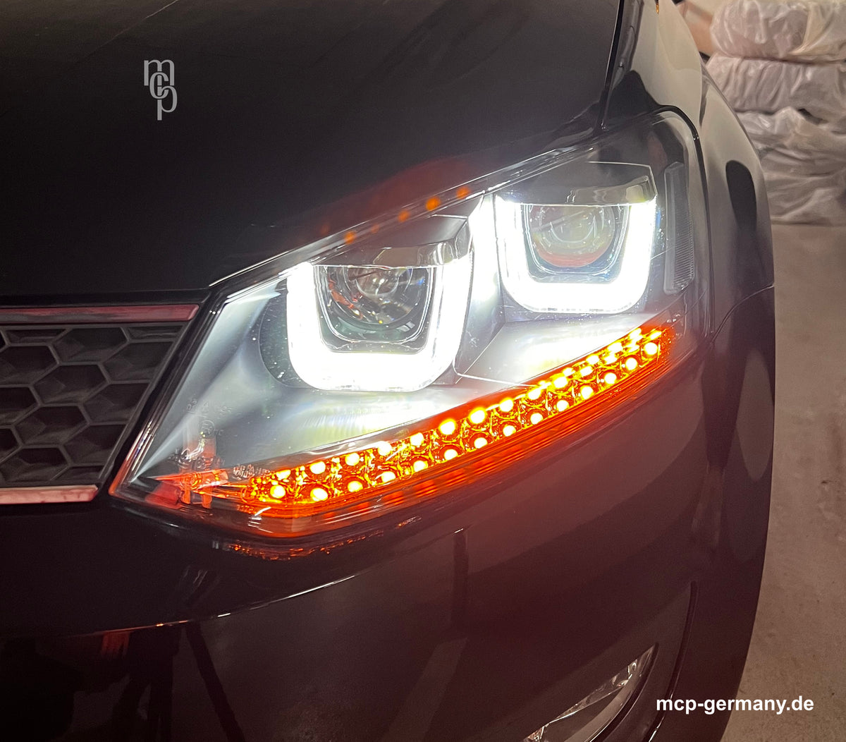 MCP 441229 – VW Polo 6R/6C Scheinwerfer Schwarz – Einbaudetail, Positionslicht und Blinker