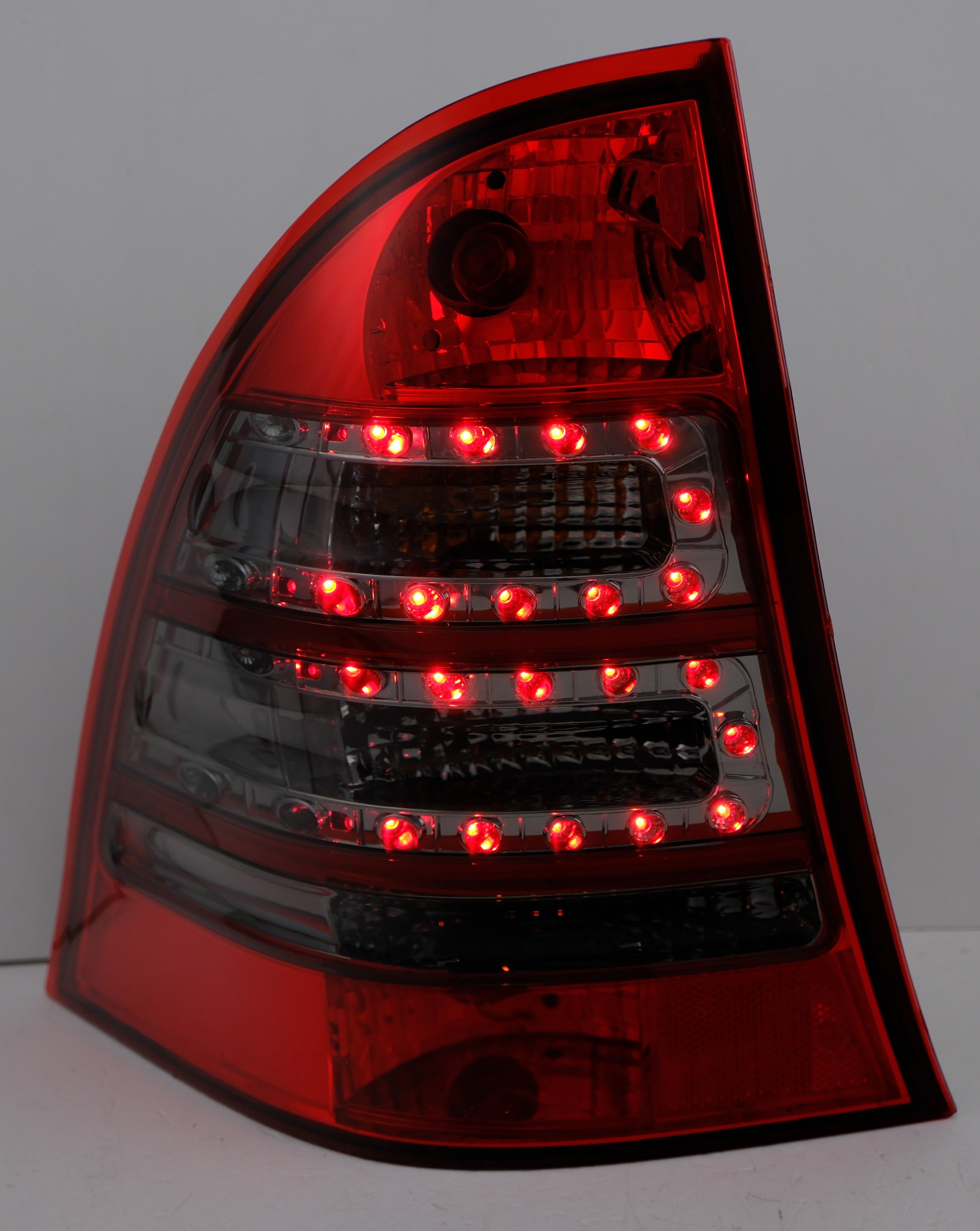 LED Rückleuchten Mercedes-Benz C S203 W203 (01-07) Kombi in rot/schwarz