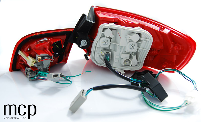 LED Lightbar Rückleuchten Set für Audi A3 8P Sportback (09/04 bis 10/08) in Rot/Smoke – Rückansicht