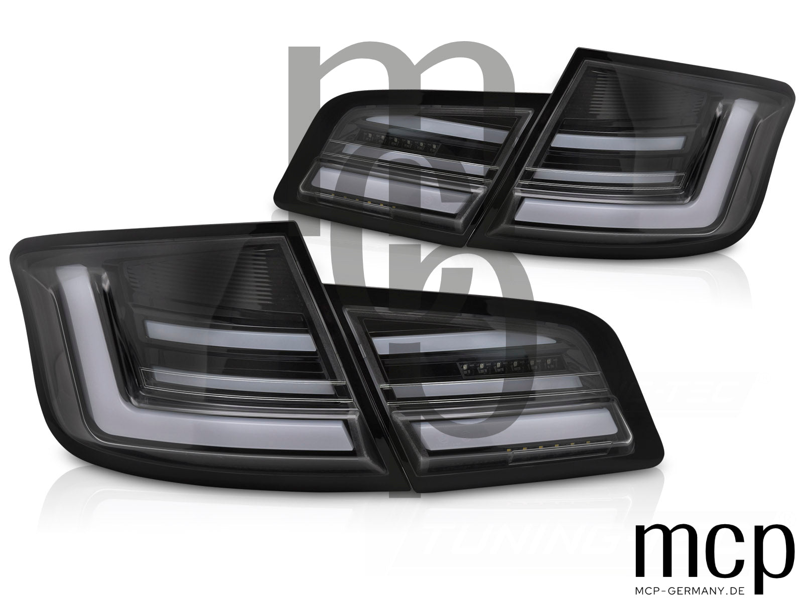 Voll LED Lightbar Rückleuchten Set für BMW 5er F10 Limousine (2010 bis 2013) in Schwarz mit Dynamischem Blinker
