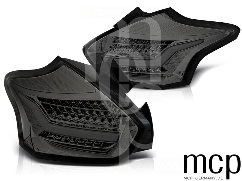 Voll LED Lightbar Rückleuchten Set für Ford Focus MK3 Facelift Fließheck (01/2015 bis 08/2018) in Smoke mit dynamischem Blinker