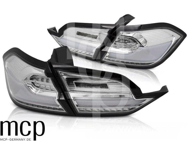 Voll LED Lightbar Rückleuchten Set für Ford Fiesta MK8 Hatchback (01/2017-12/2023) in Chrom mit Dynamischem Blinker