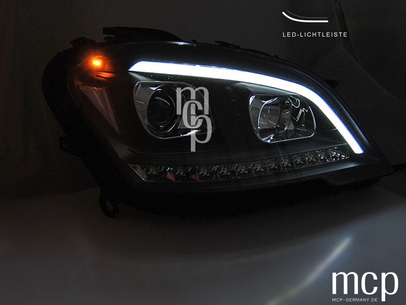 Scheinwerfer Set für Mercedes W164 ML M-Klasse (2009 bis 2011) in Schwarz – LED Standlicht