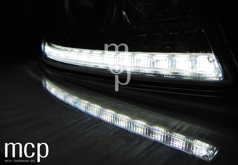 Scheinwerfer Set für Skoda Octavia (2009 bis 2012) in Schwarz mit LED Tagfahrlicht – 2