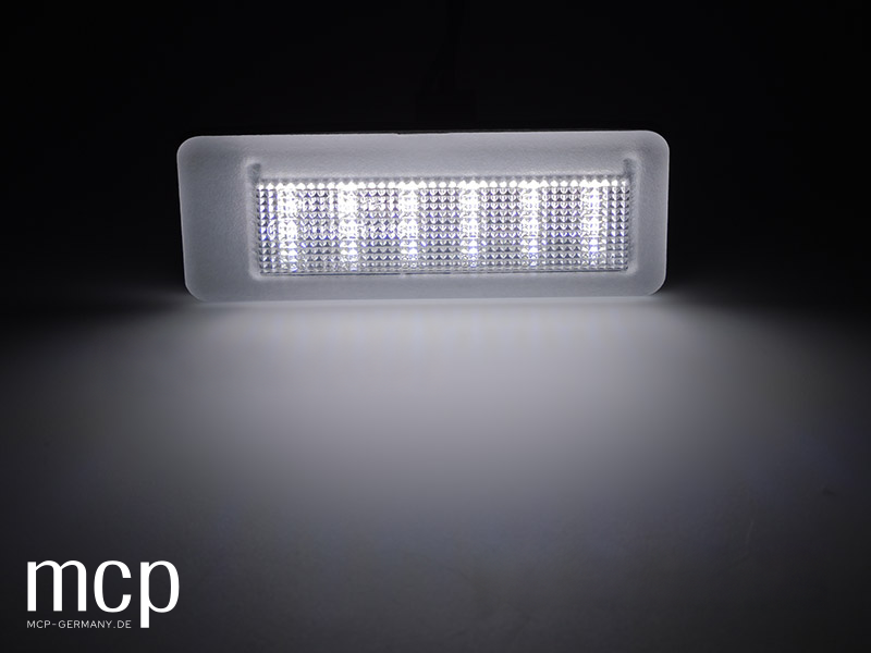 PRFI03 LED Kennzeichenbeleuchtung – Produktansicht mit MCP-Branding