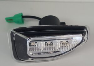LED Seitenblinker Dacia Duster II, schwarz/chrom