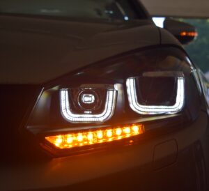 Scheinwerfer für VW Golf 6 , U-DRL+LLB in schwarz, LHD